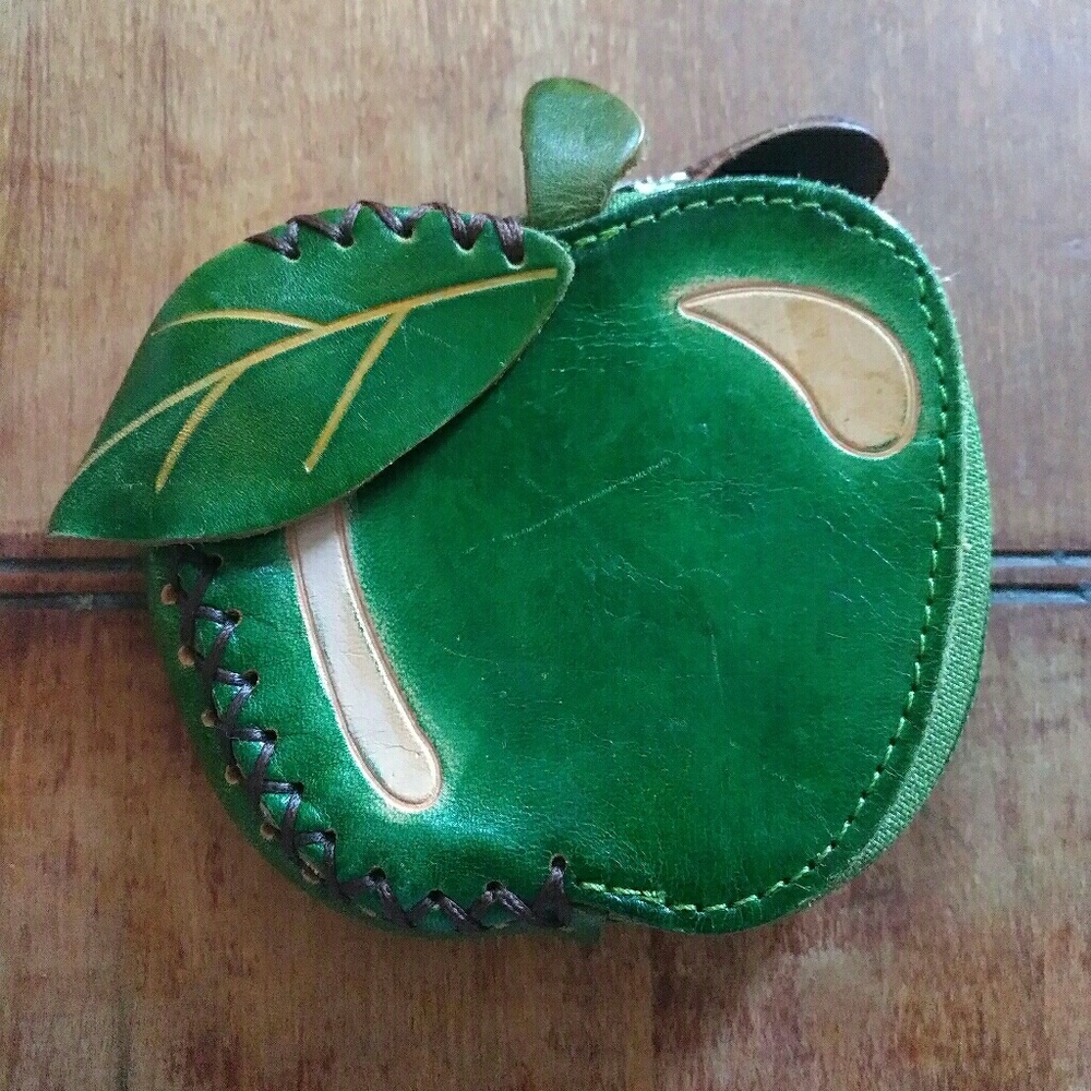 Handmade leather Green Apple Purse Bag coin purse/